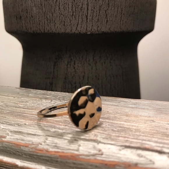 Ring - Picture 2 of 3